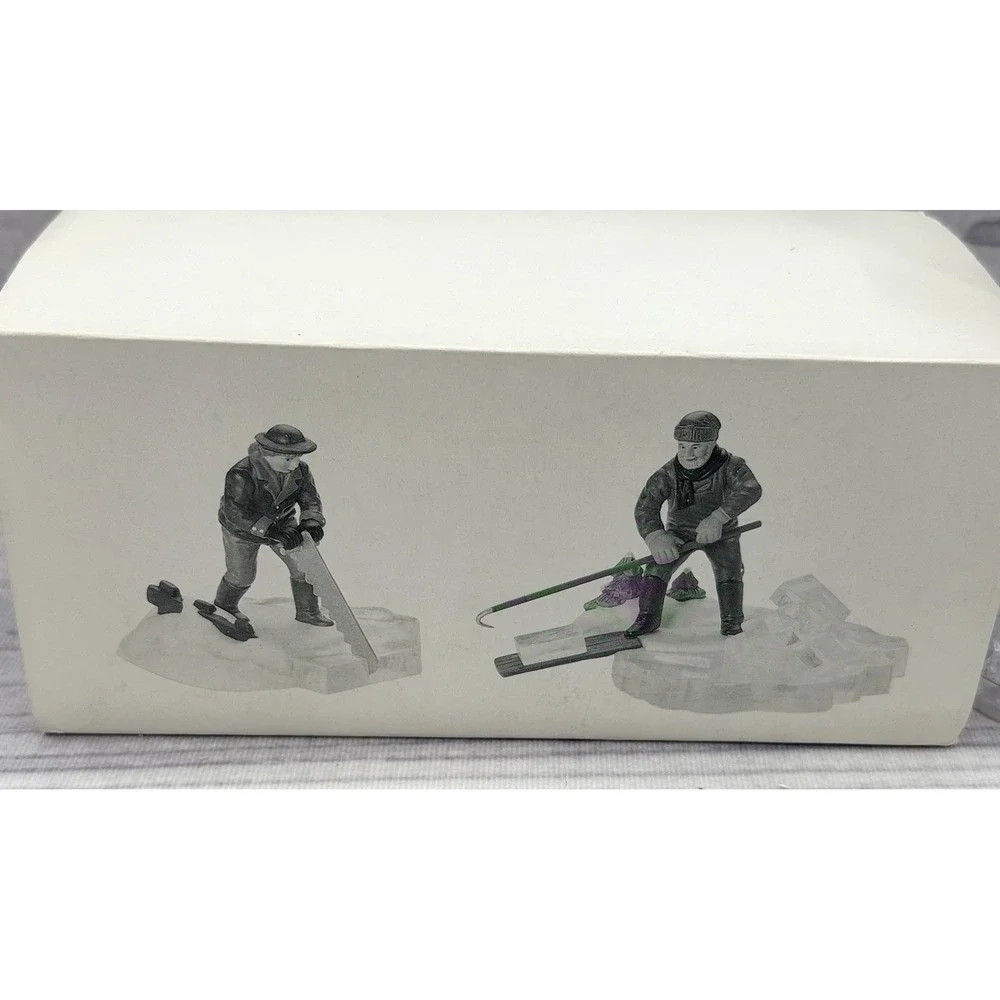 DEPT 56 HERITAGE VILLAGE COLLECTION BLUE STAR ICE HARVESTERS AND CLEAR ICE